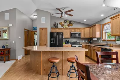 464 Sweetflag Avenue, Fond du Lac, WI 54935 - Photo 18