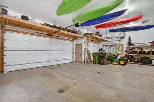 2813 River Forest Hills Dr, Pulaski, WI 54162 - Photo 44