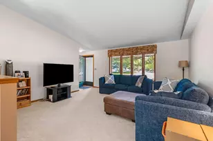 2254 Ledvina Cir, Green Bay, WI 54313 - Photo 6