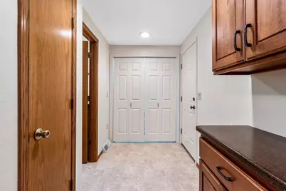 2254 Ledvina Circle, Green Bay, WI 54313 - Photo 16