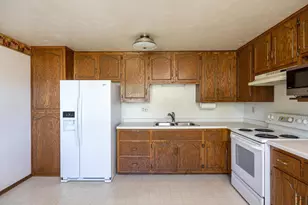 3400 N Shawnee Ln, Appleton, WI 54914 - Photo 4