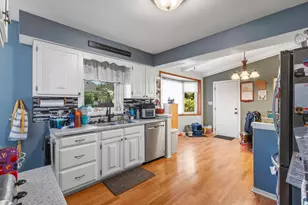 261 Connie Dr, West Bend, WI 53090 - Photo 6