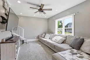 1013 Wyman St, New London, WI 54961 - Photo 2