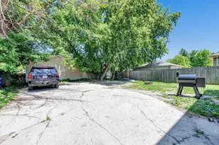 918 Division St, Green Bay, WI 54303 - Photo 36