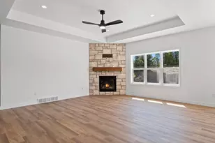 625 Kirkland Ave, Algoma, WI 54201 - Photo 4