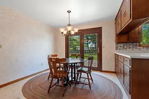 2445 Heather Rd, Green Bay, WI 54311 - Photo 14