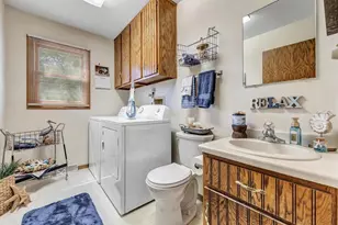 1633 Ponderosa Ave, Green Bay, WI 54313 - Photo 8