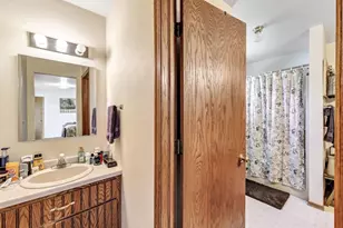 1633 Ponderosa Ave, Green Bay, WI 54313 - Photo 14