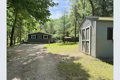 E2605 Pine Court, Waupaca, WI 54981 - Photo 2
