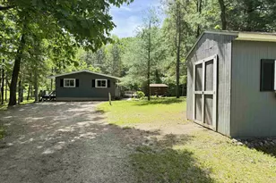 E2605 Pine Ct, Waupaca, WI 54981 - Photo 2