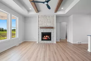 3242 Willow Rd, Green Bay, WI 54311 - Photo 6