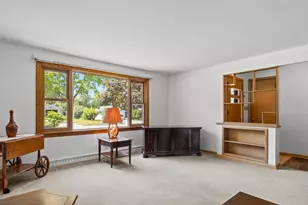 508 Winnebago Heights, Neenah, WI 54956 - Photo 4