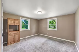3093 Glendale Ave, Green Bay, WI 54313 - Photo 14
