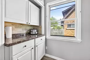 135 N Story St, Appleton, WI 54915 - Photo 10