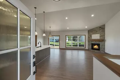 2875 Stelor Drive, Green Bay, WI 54311 - Photo 2