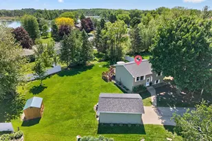 254 Lakeview Ct, Hortonville, WI 54944 - Photo 14