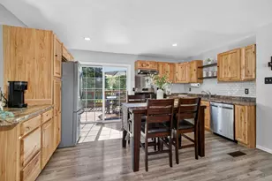 254 Lakeview Ct, Hortonville, WI 54944 - Photo 6