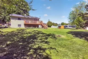 254 Lakeview Ct, Hortonville, WI 54944 - Photo 18