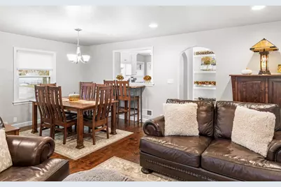 1003 Evans Street, Oshkosh, WI 54901 - Photo 8