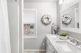 1003 Evans St, Oshkosh, WI 54901 - Photo 26