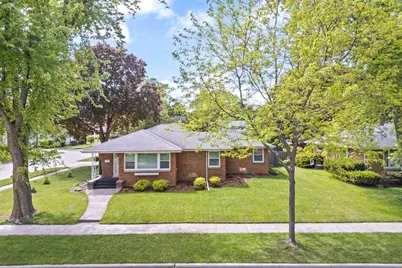 1003 Evans Street, Oshkosh, WI 54901 - Photo 38