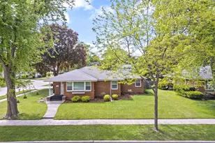 1003 Evans St, Oshkosh, WI 54901 - Photo 38