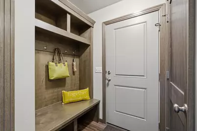 107 Brookwood Drive, Hortonville, WI 54944 - Photo 6