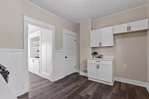 523 W Bent Ave, Oshkosh, WI 54901 - Photo 6