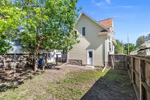 523 W Bent Ave, Oshkosh, WI 54901 - Photo 48