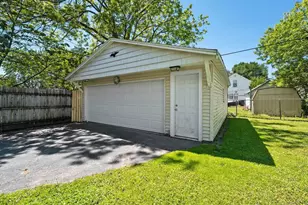 719 N Fair St, Appleton, WI 54911 - Photo 2