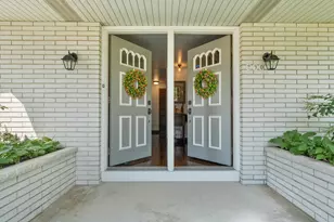 230 Arbor Ln, Green Bay, WI 54301 - Photo 4