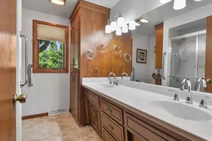 230 Arbor Ln, Green Bay, WI 54301 - Photo 22