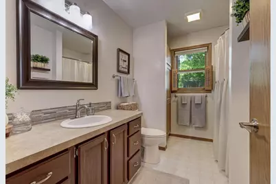 2909 S Summerset Drive, Appleton, WI 54915 - Photo 18