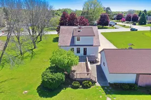 2110 N 8th St, Manitowoc, WI 54220 - Photo 12