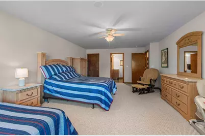 945 Brighton Drive, Menasha, WI 54952 - Photo 54