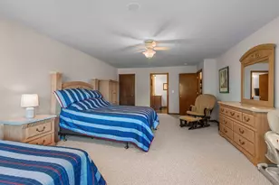945 Brighton Dr, Menasha, WI 54952 - Photo 54