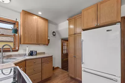 731 E Fremont Street, Appleton, WI 54915 - Photo 12
