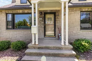 731 E Fremont St, Appleton, WI 54915 - Photo 2