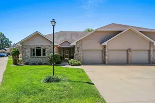 945 Brighton Dr, Menasha, WI 54952 - Photo 74