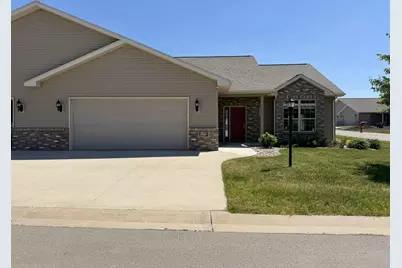 1362 Candlelight Lane, Fond du Lac, WI 54935 - Photo 2