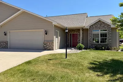 1362 Candlelight Lane, Fond du Lac, WI 54935 - Photo 1