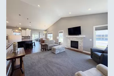 1362 Candlelight Lane, Fond du Lac, WI 54935 - Photo 12