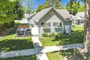 226 S Ontario St, De Pere, WI 54115 - Photo 2