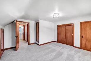 1954 S 9th St, Manitowoc, WI 54220 - Photo 18
