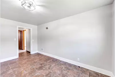 1954 S 9th Street, Manitowoc, WI 54220 - Photo 10