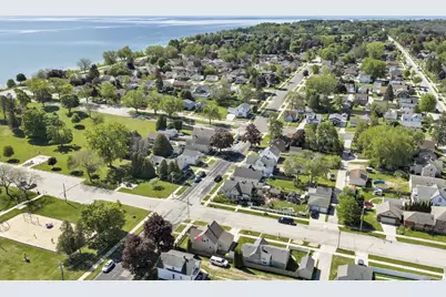 1954 S 9th Street, Manitowoc, WI 54220 - Photo 34