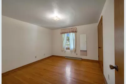 2657 Pioneer Drive, Green Bay, WI 54313 - Photo 12