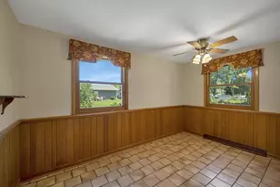 2657 Pioneer Dr, Green Bay, WI 54313 - Photo 8