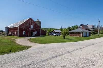 3553 County Line Road, Luxemburg, WI 54217 - Photo 2