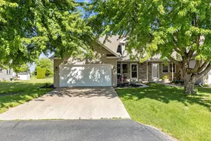 N1066 Vander Maazen Dr, Greenville, WI 54942 - Photo 4